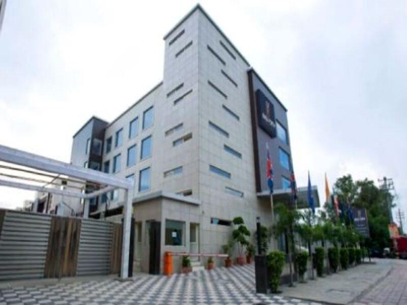 Kings Forth Hotels New Delhi Exterior photo